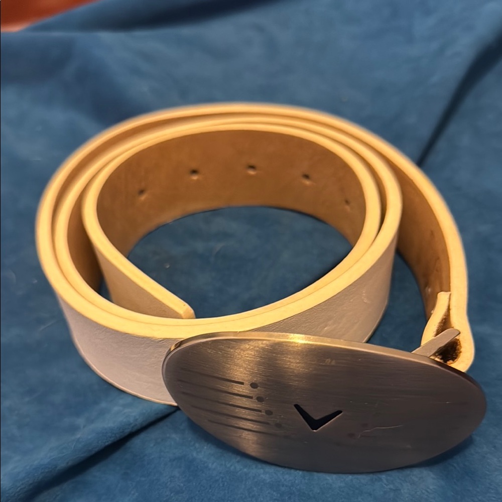 Callaway White Leather Belt with Silver Buckle 34/85 full grain cowhide